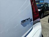 Thumbnail of 2018 Bright White Clearcoat Chrysler 300