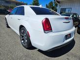 Thumbnail of 2018 Bright White Clearcoat Chrysler 300
