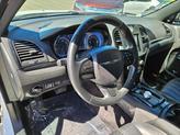 Thumbnail of 2018 Bright White Clearcoat Chrysler 300