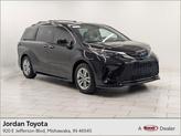 Photo of 2022 Midnight Black Metallic Toyota Sienna