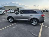 Thumbnail of 2018 Titanium Silver Kia Sorento