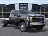 Thumbnail of 2025 Summit White GMC Sierra 3500