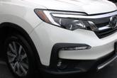 Thumbnail of 2019 White Diamond Pearl Honda Pilot