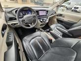 Thumbnail of 2022 Bright White Clearcoat Chrysler Pacifica
