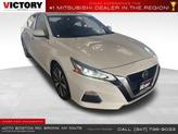 Thumbnail of 2022 Pearl White Tricoat Nissan Altima