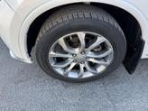 Thumbnail of 2017 Vice White Tri-Coat Pearl Dodge Durango