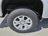 Thumbnail of 2022 Summit White Chevrolet Colorado