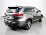 Thumbnail of 2018 Predawn Gray Mica Toyota Highlander