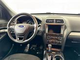 Thumbnail of 2017 White Platinum Metallic Tri-Coat Ford Explorer