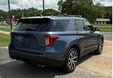 Thumbnail of 2020 Blue Ford Explorer