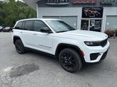 Photo of 2025 Bright White Clearcoat Jeep Grand Cherokee