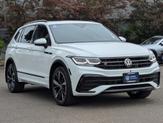 Thumbnail of 2023 Opal White Pearl Effect Volkswagen Tiguan