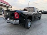 Thumbnail of 2019 Diamond Black Crystal Pearlcoat RAM 3500