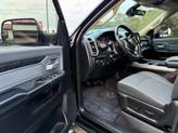 Thumbnail of 2019 Diamond Black Crystal Pearlcoat RAM 3500