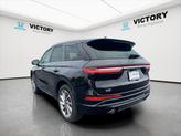 Thumbnail of 2023 Infinite Black Metallic Clearcoat Lincoln Corsair