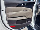 Thumbnail of 2026 Snow White Pearl Kia Carnival