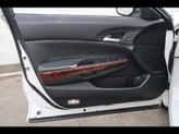 Thumbnail of 2010 White Diamond Pearl Honda Accord Crosstour