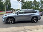 Thumbnail of 2021 Moon Dust Toyota Highlander Hybrid