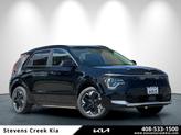 Photo of 2025 Aurora Black Pearl Kia Niro EV