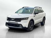 Thumbnail of 2022 Glacial White Pearl Kia Sorento