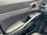 Thumbnail of 2022 Glacial White Pearl Kia Sorento