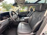 Thumbnail of 2022 Glacial White Pearl Kia Sorento