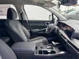 Thumbnail of 2025 Glacial White Pearl Kia Sorento