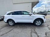 Thumbnail of 2025 Glacial White Pearl Kia Sorento