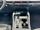 Thumbnail of 2025 Glacial White Pearl Kia Sorento