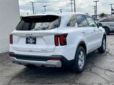 Thumbnail of 2025 Glacial White Pearl Kia Sorento