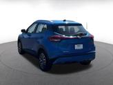 Thumbnail of 2024 Electric Blue Metallic Nissan Kicks