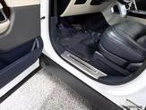 Thumbnail of 2018 White Land Rover Range Rover