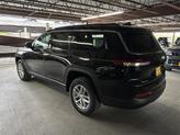 Thumbnail of 2024 Diamond Black Jeep Grand Cherokee L