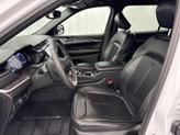 Thumbnail of 2024 Bright White Clearcoat Jeep Grand Cherokee L