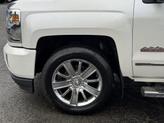 Thumbnail of 2017 Iridescent Pearl Tricoat Chevrolet Silverado 1500