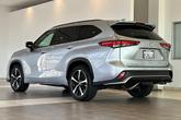 Thumbnail of 2022 Celestial Silver Metallic Toyota Highlander