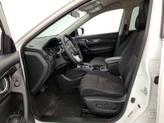 Thumbnail of 2018 White Nissan Rogue