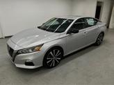 Thumbnail of 2022 Brilliant Silver Metallic Nissan Altima