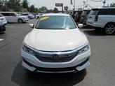 Thumbnail of 2017 White Honda Accord