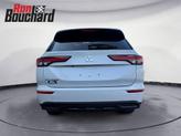 Thumbnail of 2022 White Diamond Mitsubishi Outlander