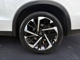 Thumbnail of 2022 White Diamond Mitsubishi Outlander
