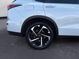 Thumbnail of 2022 White Diamond Mitsubishi Outlander
