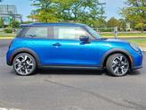Thumbnail of 2025 Blue Metallic MINI Hardtop