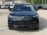 Thumbnail of 2025 Deep Black Pearl Effect Volkswagen Tiguan
