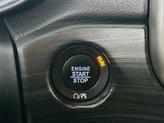 Thumbnail of 2021 Diamond Black Crystal Pearlcoat Jeep Grand Cherokee