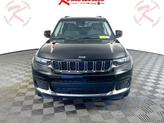 Thumbnail of 2023 Diamond Black Crystal Pearlcoat Jeep Grand Cherokee L