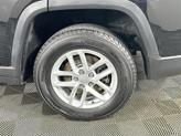 Thumbnail of 2023 Diamond Black Crystal Pearlcoat Jeep Grand Cherokee L
