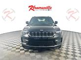 Thumbnail of 2025 Diamond Black Crystal Pearlcoat Jeep Grand Cherokee
