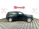 Thumbnail of 2025 Diamond Black Crystal Pearlcoat Jeep Grand Cherokee