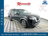 Photo of 2022 Super Black Nissan Pathfinder
